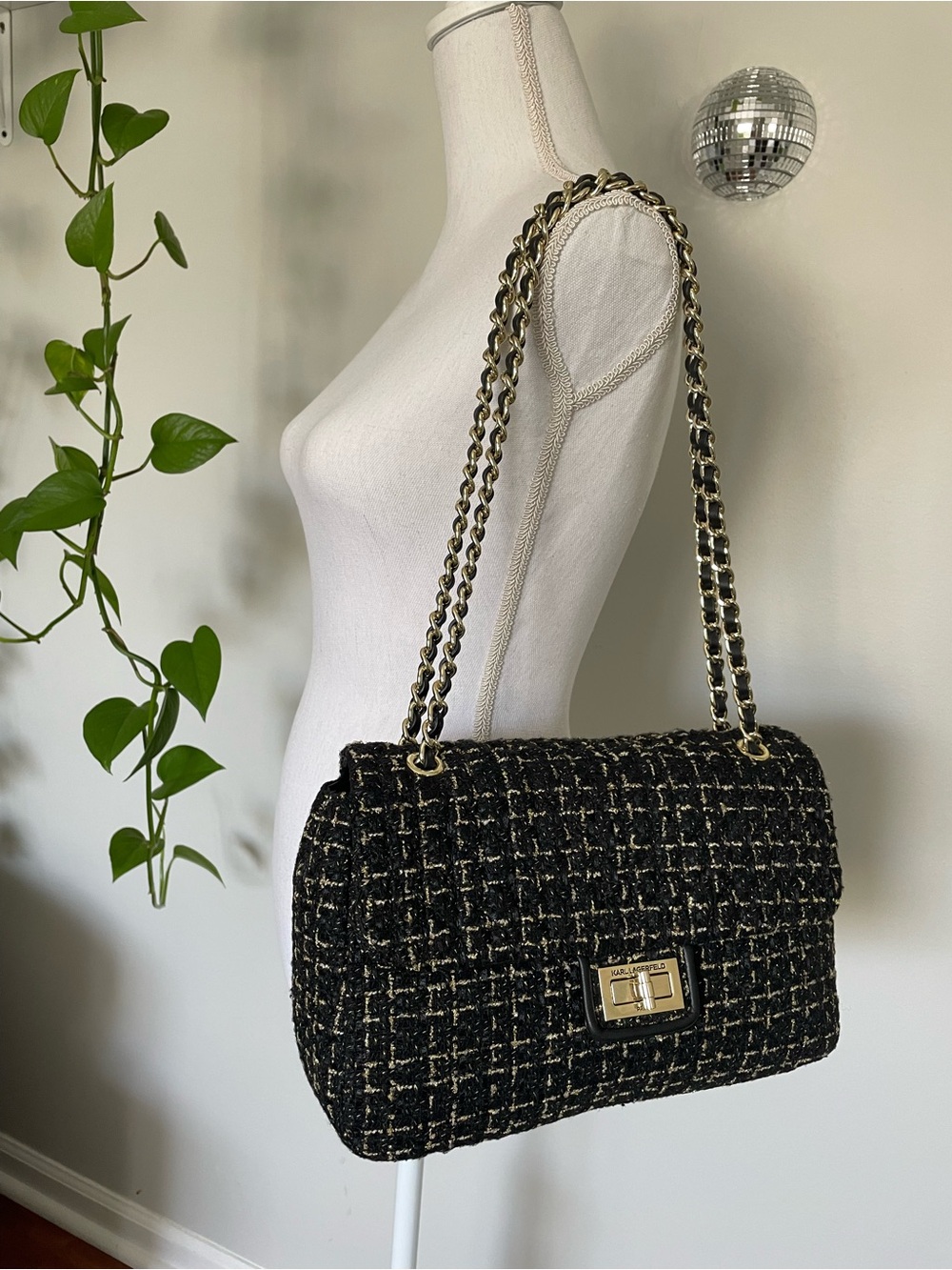 Karl Lagerfeld Paris Agyness Shoulder Bag Black/Gold Tweed Boucle Purse